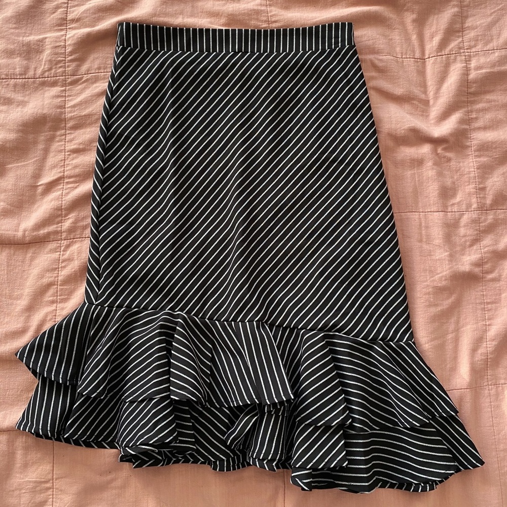 Striped Asymmetrical Skirt (M)